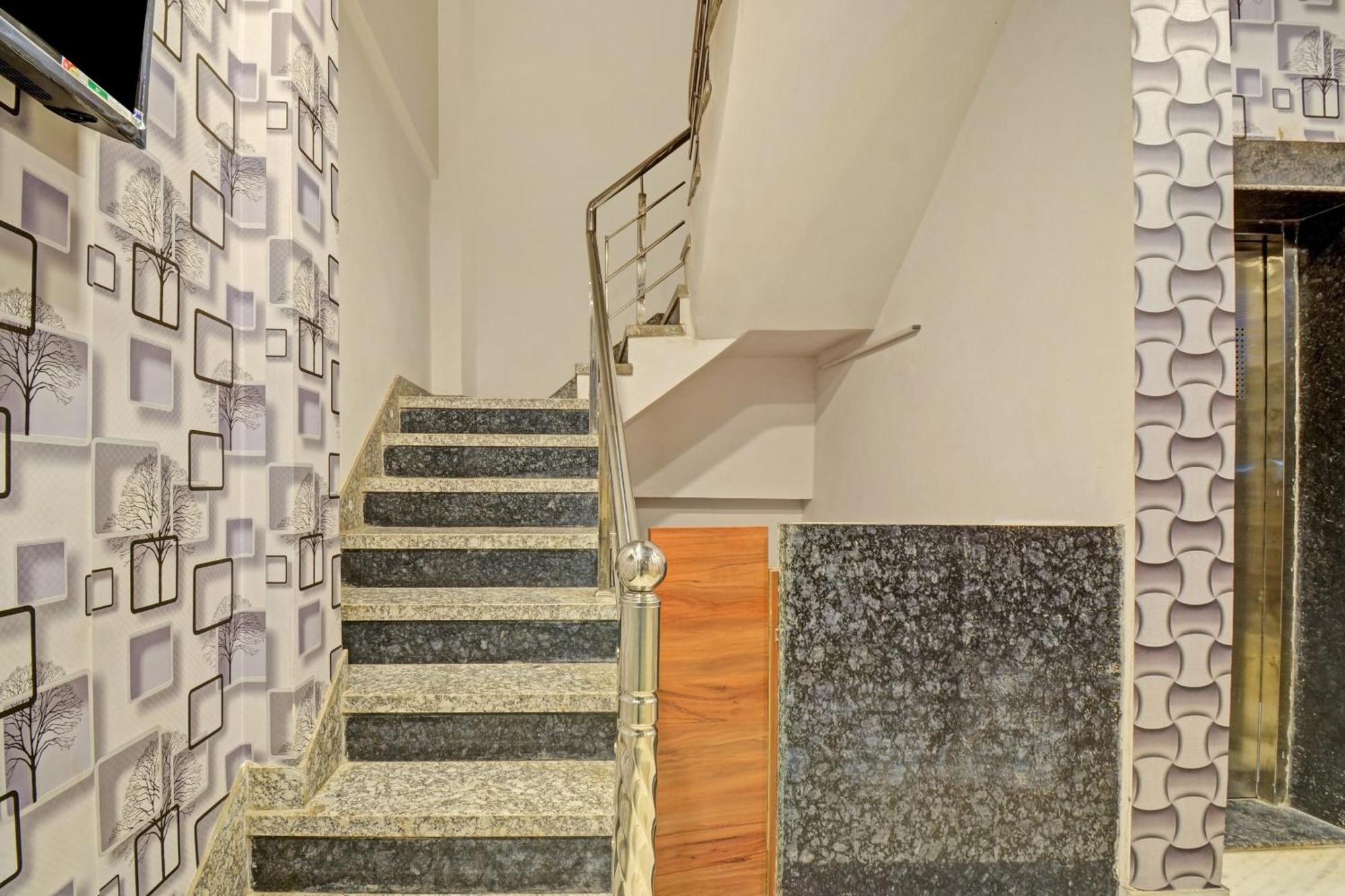 Hotel O Silver Valley Udajpur Zewnętrze zdjęcie